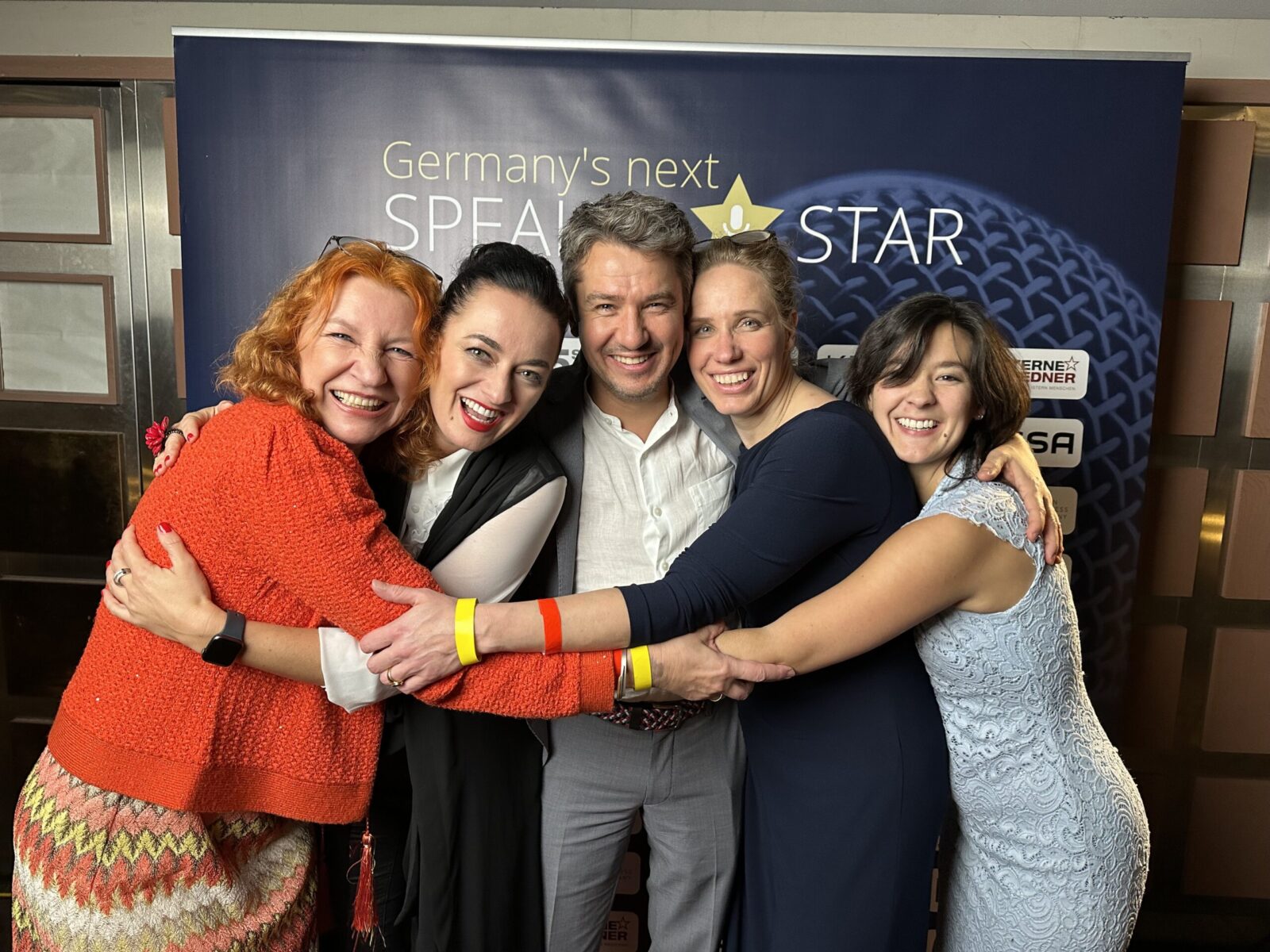 Silvia Agha-Schantl in der Jury beim Germany's Next Speaker Star 2023 in der Jahrhunderthalle Frankfurt